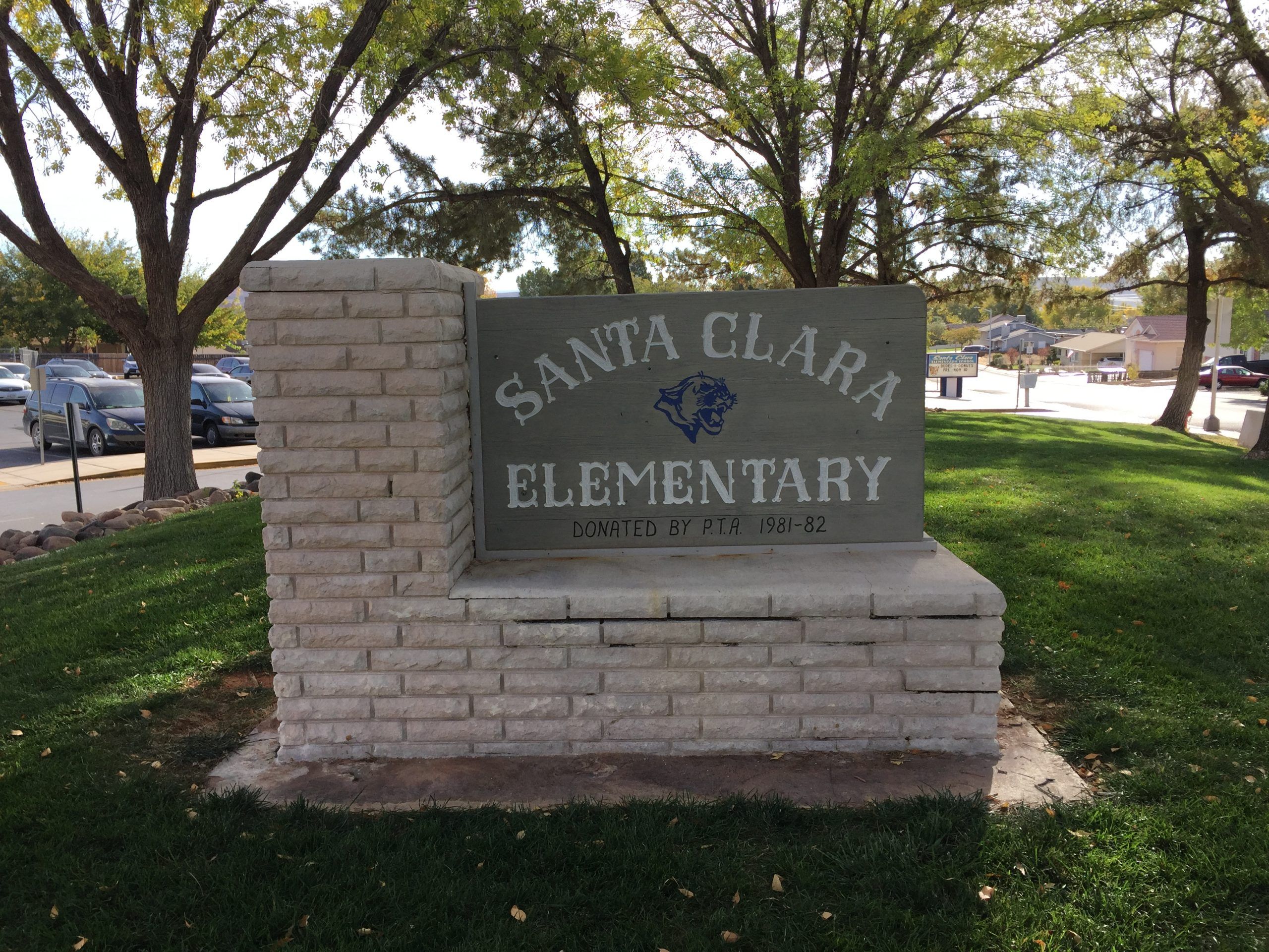 Santa Clara Elementary block sign